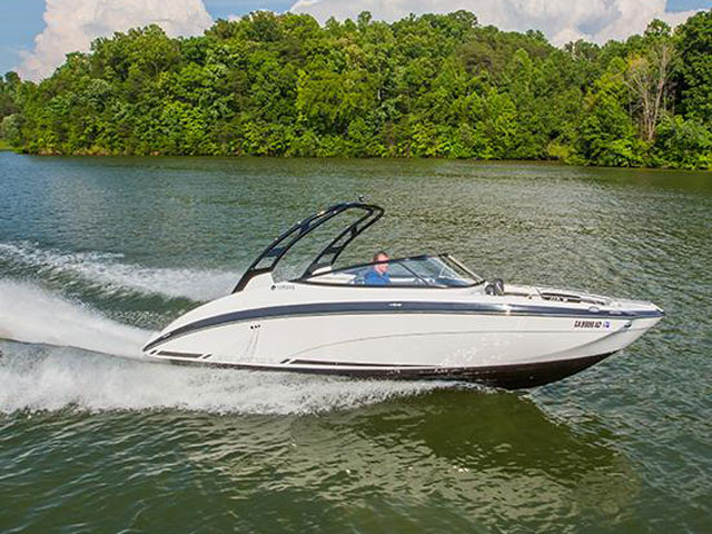 2016 YAMAHA BOATS 242 LIMITED S