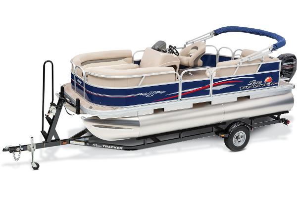 2015 Sun Tracker Party Barge 18 DLX