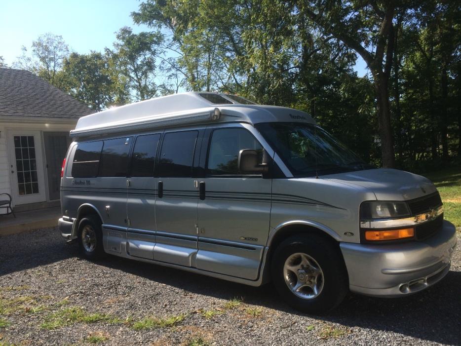 2004 Roadtrek 190 30TH ANNIVERSARY EDITION