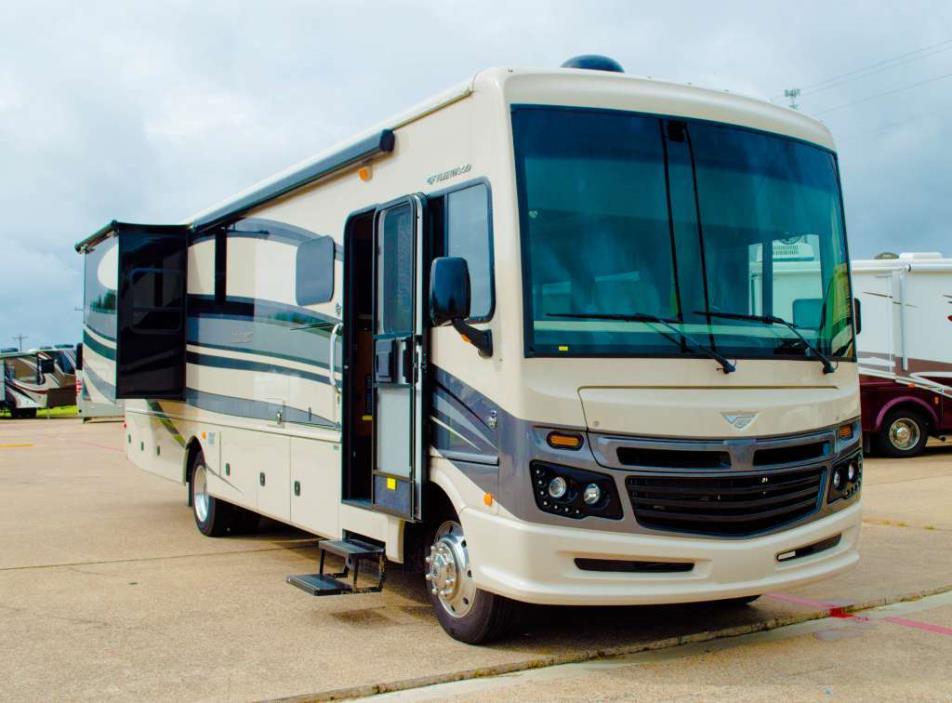 2016 Fleetwood Bounder 33C