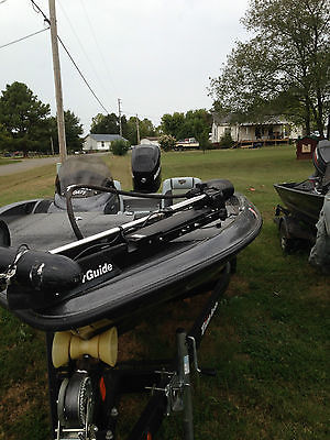 2010 Triton TR18SE bass boat