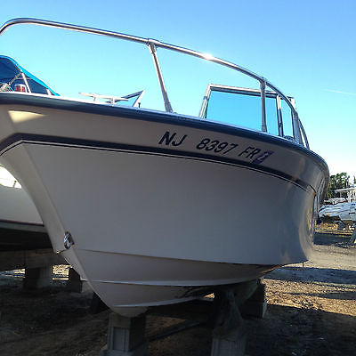 Grady White with New Motor 19ft walk-through excellent condition (1991)one owner