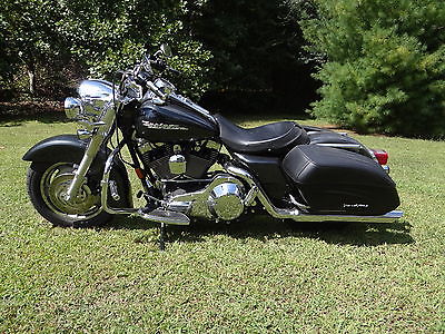 Harley-Davidson : Touring 2005 harley davidson road king custom flhrs