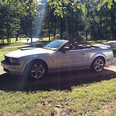 Ford : Mustang Gt Premium Ford Mustang Gt Premium Convertible Silver '09 with upgrades