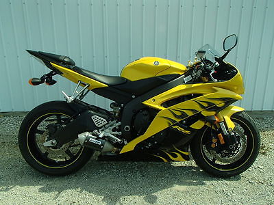 Yamaha : YZF-R 2008 yamaha r 6 in yellow and black um 30326 jbb