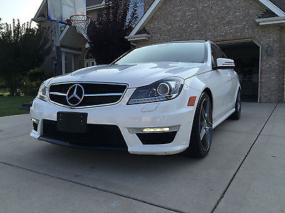 Mercedes-Benz : C-Class C63 AMG 2013 mercedes c 63 amg 22 500 miles excellent condition heavily optioned