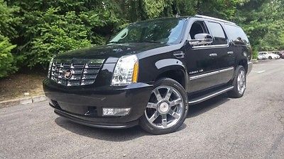 Cadillac : Escalade Luxury AWD CADILLAC CERTIFIED! 29,833 MILES!! ENTERTAINMENT SYSTEM!! AWD!!