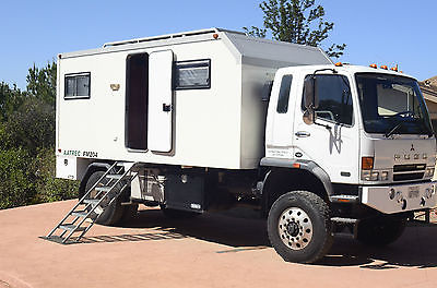 Expedition 4x4 camper