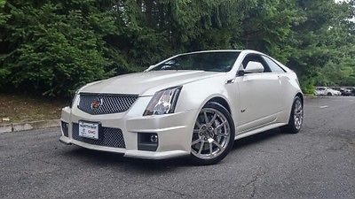 Cadillac : CTS V Coupe 2-Door 749 miles navigation backup camera heated and cooled front seats