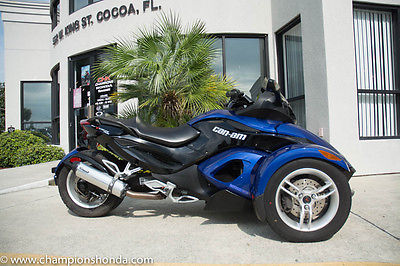 Can-Am : Spyder Roadster RS-S 2010 can am spyder roadster rs s