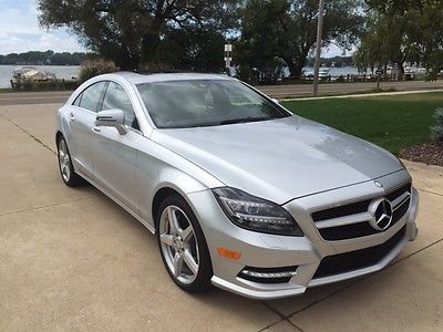 Mercedes-Benz : CLS-Class 4Matic Coupe Silver CLS 550 4Matic-  AMG Sport Steering Wheel, 19