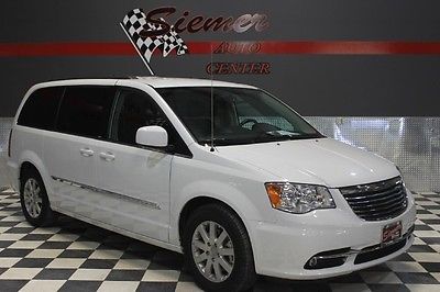 Chrysler : Town & Country Touring white, leather, dvd,