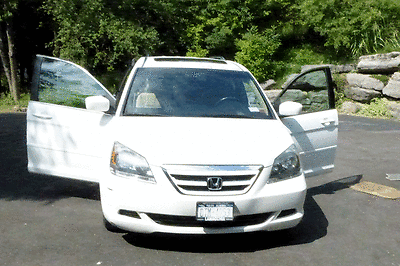 Honda : Odyssey Navigation 2006 exl leather with navigation and dvd player only 76500 miles single owner