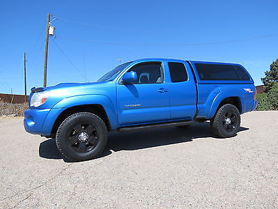 Toyota : Tacoma Extended Cab Access 4WD Non Smoker 4.0 V6 w Topper 2006 toyota tacoma trd sport 4 x 4 6 speed very clean 1 owner no road salt colo pk