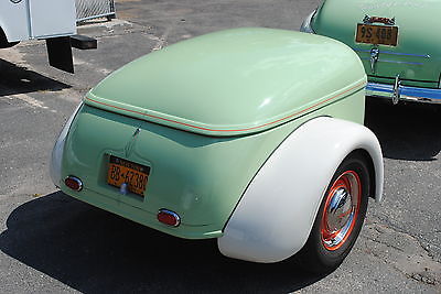 MULLINS RED CAP trailer, vintage 1938 FORD accessory item