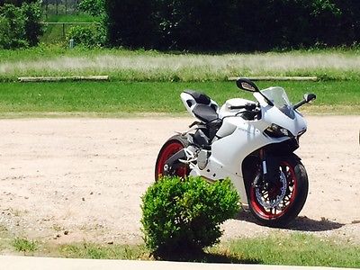 Ducati : Superbike ducati 899 panigale