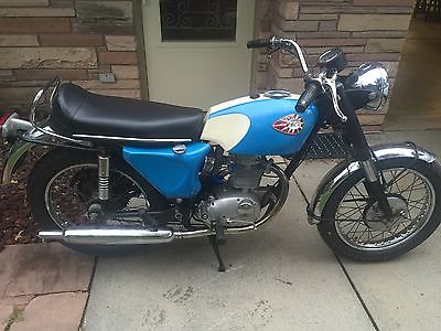 BSA : B25 1967 bsa starfire b 25