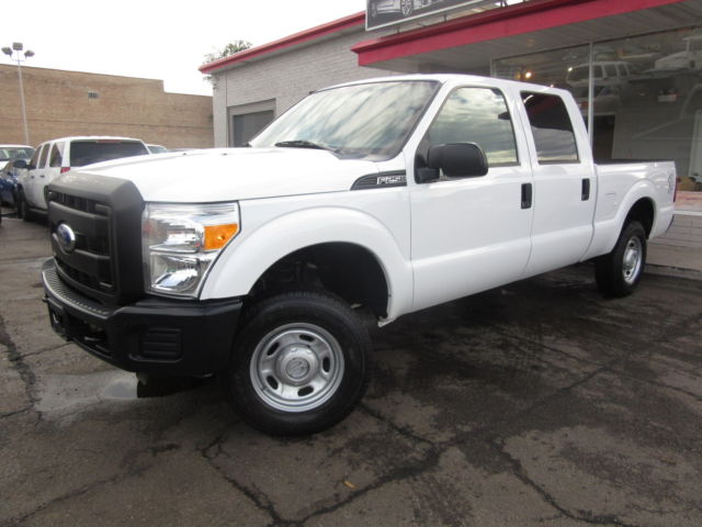 Ford : F-250 4WD Crew Cab 4 x 4 crew cab tow package bed liner