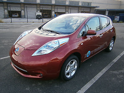 Nissan : Leaf SL-e 2011 nissan leaf sl e zero emission electric car navigation no gas super quiet