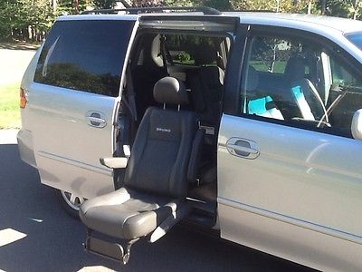 Honda : Odyssey Odyssey with accessible turning seat