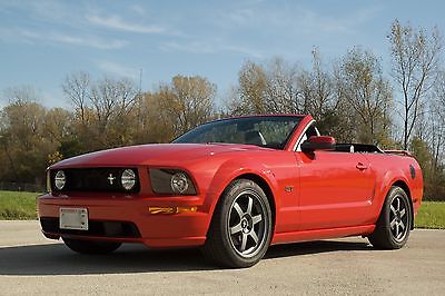 Ford : Mustang Premium 2006 flame red mustang gt premium conv leather interior 5 spd supercharger
