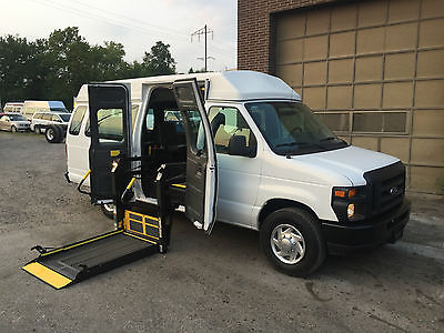 Ford : E-Series Van XL 10 ford e 250 handicap van wheel chair lift side entry van ada approved clean