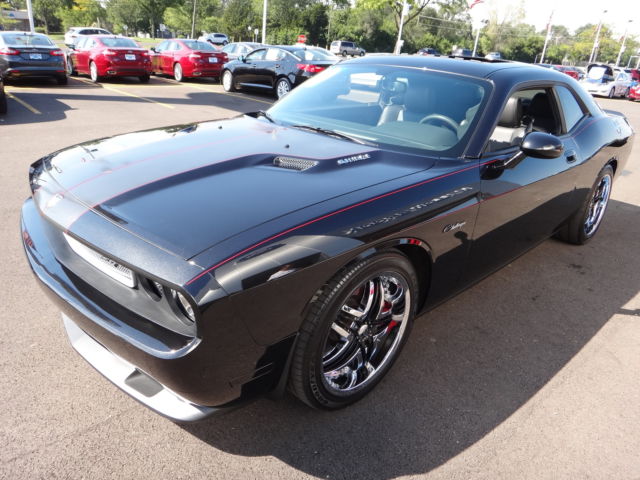 Dodge : Challenger SRT8 3 785 miles auto nav heated seats moonroof procharged get in here