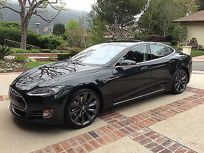 Tesla : Model S P85D TESLA MODEL S P85D FULLY LOADED BLACK w/ PANO ROOF TECH PKG NEXT GEN SEATS LOOK