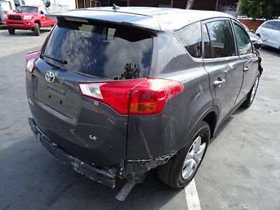 Toyota : RAV4 LE  2015 toyota rav 4 le damaged wrecked rebuilder only 260 miles priced to sell