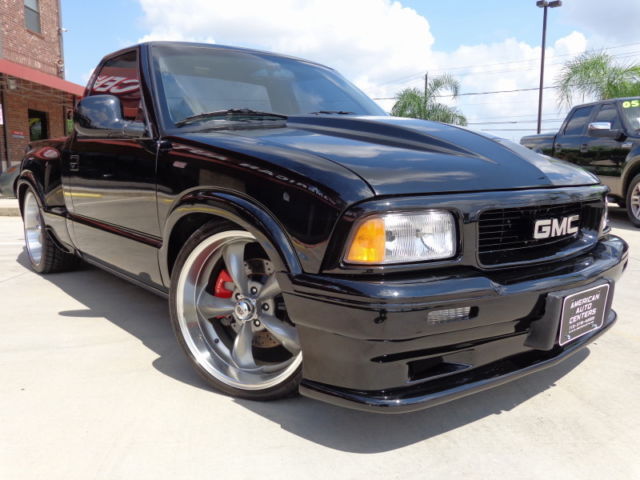 GMC : Sonoma SLS Custom 97 gmc sonoma sls cutom lowered sportside 20 alloys very low mileage 5 spd mt cd