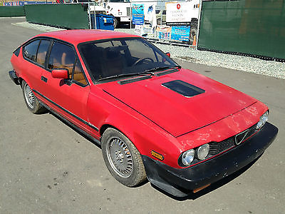 Alfa Romeo : GTV GTV6 1986 alfa romeo gtv 6 red 5 speed sport suspension