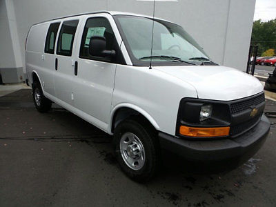 Chevrolet : Express RWD 2500 135