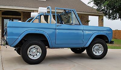 Ford : Bronco Beautiful! Hard Top Included!