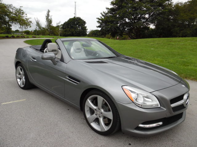 Mercedes-Benz : SLK-Class 2dr Roadster 2012 mercedes benz slk 350 very well equipped very well maintained