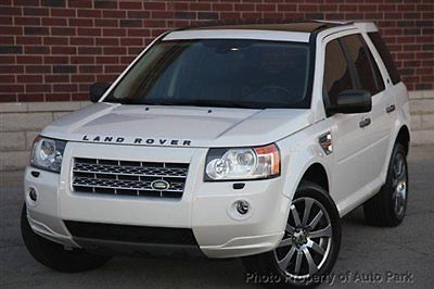 Land Rover : LR2 AWD 4dr HSE 08 lr 2 hse awd technology package navigation hid panoramic parking sensors white