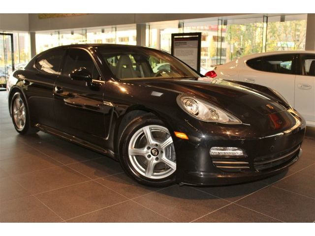 Porsche : Panamera 2 2 3.6 l navi moon roof leather clean loaded low miles
