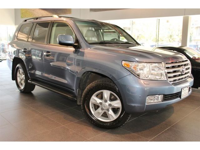 Toyota : Land Cruiser Base SUV 5.7L 4X4 NAVI MOON ROOF LEATHER HEATED SEATS CLEAN LOW MILES