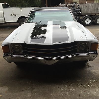 Chevrolet : El Camino White and black 1972 el camino