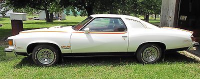 Pontiac : Le Mans Can Am 1977 pontiac can am original great condition cameo white with red bucket seats