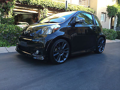 Scion : iQ 5 Axis Equipped 2012 scion iq base hatchback 2 door 1.3 l 5 axis package