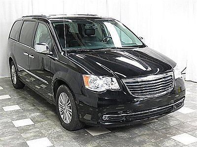 Chrysler : Town & Country 4dr Wagon Touring-L 2013 town country touring l 15 k navigation dual dvd heated leather loaded