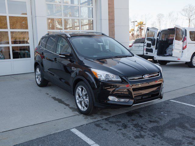 Ford : Escape Titanium Titanium New SUV 2.0L CD POWER PANORAMA ROOF Turbocharged Front Wheel Drive ABS