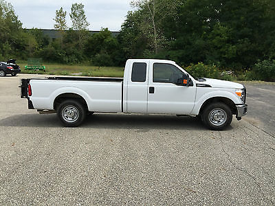 Ford : F-250 XL Ford F-250 Super Duty - Extended Cab, 8ft bed with Tommy Gate (lift gate)