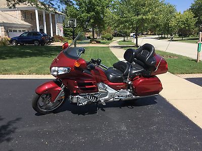 Honda : Gold Wing HONDA GOLD WING motorcycle 1800 WITH ABS helmet cover 2002