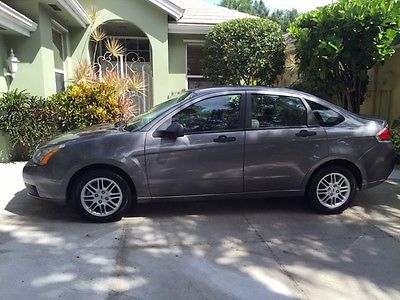 Ford : Focus 2011 perfect condition ford focus se priced 2 200 below carmax price 9 900