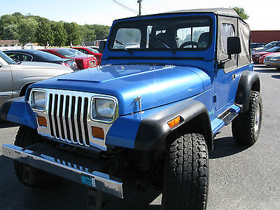 Jeep : Wrangler Base Sport Utility 2-Door 93 blue jeep wrangler in great condition and comes with 4 great stock rims tires