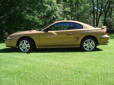 Ford : Mustang Very Clean GT GT 44,000 Miles