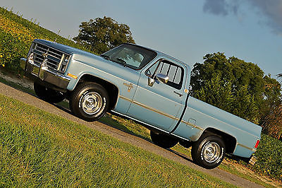 Chevrolet : C-10 SILVERADO 1 owner swb diesel rust free rare options garaged one of the best wow
