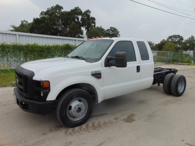 Ford : F-350 WHOLESALE 2008 ford f 350 cab chassis twin turbo diesel dually 4 door supercab