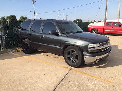 Chevrolet : Tahoe LS Chevy Tahoe, Dark grey, exterior with grey cloth interior. Lots of add ons!